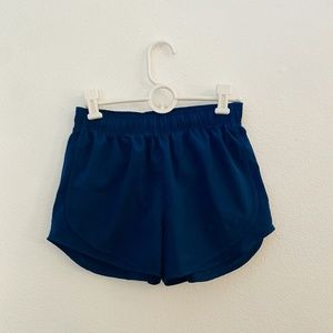 navy blue nike dri-fit tempo shorts